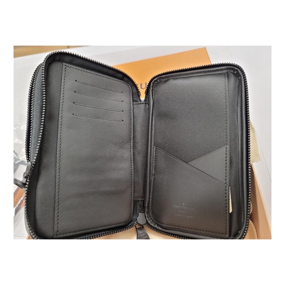 Louis Vuitton x Nigo Double phone pouch Limited edition - printed giant damier - Picture 6 of 9